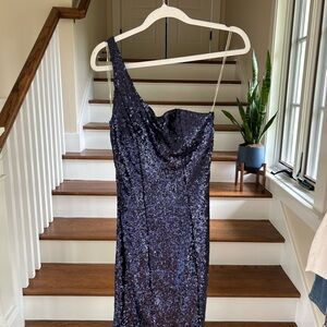 Elegant One-Shoulder Sequin Dress